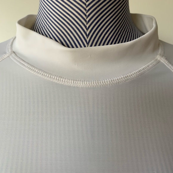 Local Motion Rash Guard - Picture 3 of 10